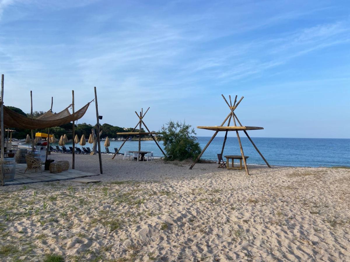 Les Lodges De La Plage U Dragulinu Sari-Solenzara Eksteriør bilde